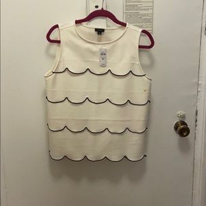 Ann Taylor scalloped work tank